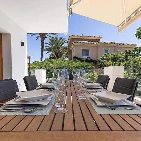 Modern / Sea Views & Private Pool/ Sofia ヴィラ